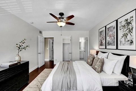 Copropriété à vendre à Fort Lauderdale, Floride: 2 chambres, 102.19 m2 № 2242907 - photo 11