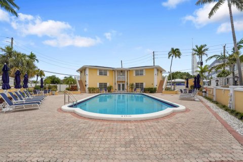 Copropriété à vendre à Fort Lauderdale, Floride: 2 chambres, 102.19 m2 № 2242907 - photo 26