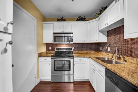 Copropriété à vendre à Fort Lauderdale, Floride: 2 chambres, 102.19 m2 № 2242907 - photo 7