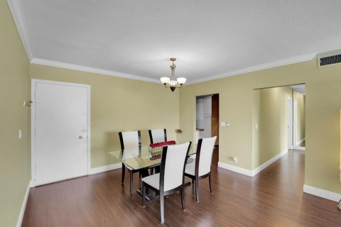 Copropriété à vendre à Fort Lauderdale, Floride: 2 chambres, 102.19 m2 № 2242907 - photo 5