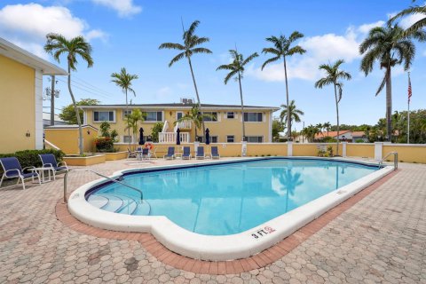 Copropriété à vendre à Fort Lauderdale, Floride: 2 chambres, 102.19 m2 № 2242907 - photo 25