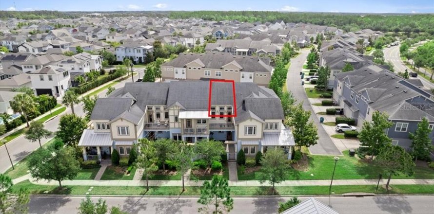 Adosado en Orlando, Florida 2 dormitorios, 152.73 m2 № 1670182