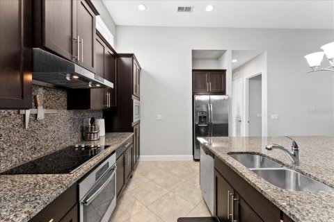 Adosado en venta en Orlando, Florida, 2 dormitorios, 152.73 m2 № 1670182 - foto 24