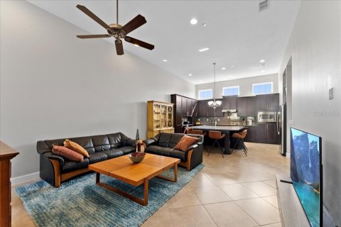 Adosado en venta en Orlando, Florida, 2 dormitorios, 152.73 m2 № 1670182 - foto 15