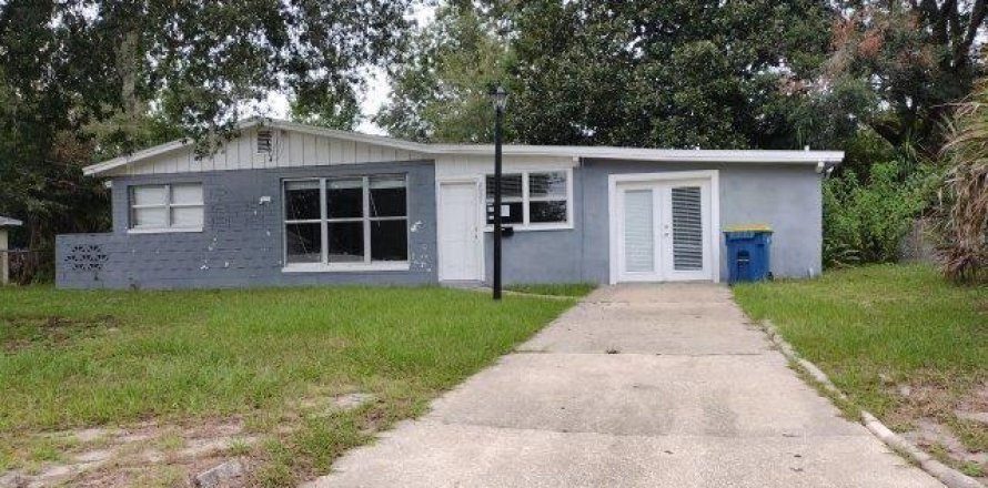 House in Jacksonville, Florida 3 bedrooms, 134.71 sq.m. № 801712