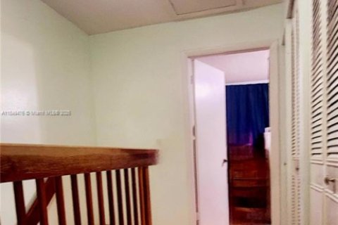 Townhouse in West Palm Beach, Florida 2 bedrooms, 107.95 sq.m. № 1852216 - photo 19