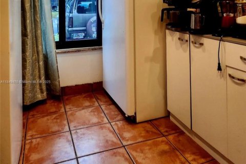 Townhouse in West Palm Beach, Florida 2 bedrooms, 107.95 sq.m. № 1852216 - photo 16