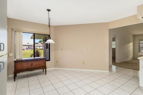 Villa ou maison à vendre à Punta Gorda, Floride: 3 chambres, 206.99 m2 № 2433225 - photo 12