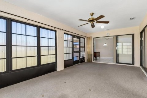 Villa ou maison à vendre à Punta Gorda, Floride: 3 chambres, 206.99 m2 № 2433225 - photo 27