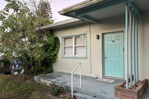 Condominio en alquiler en Miami Beach, Florida, 1 dormitorio, 63.17 m2 № 1993777 - foto 5