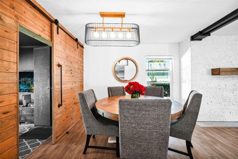 Casa en venta en Tamarac, Florida, 4 dormitorios, 159.42 m2 № 1977150 - foto 21