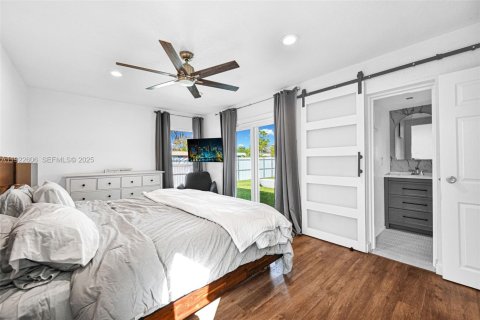 Casa en venta en Tamarac, Florida, 4 dormitorios, 159.42 m2 № 1977150 - foto 30