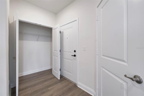 Copropriété à vendre à Orlando, Floride: 2 chambres, 143.91 m2 № 2099120 - photo 11