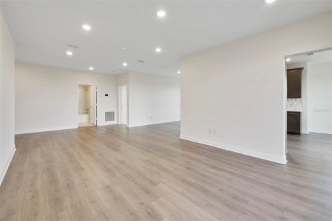 Copropriété à vendre à Orlando, Floride: 2 chambres, 143.91 m2 № 2099120 - photo 8