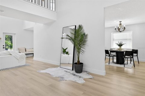 Villa ou maison à louer à Orlando, Floride: 4 chambres, 207.36 m2 № 2149841 - photo 13