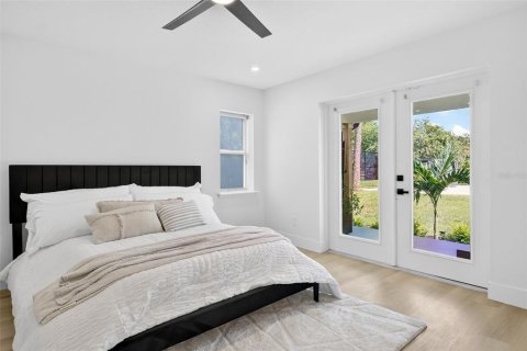 Villa ou maison à louer à Orlando, Floride: 4 chambres, 207.36 m2 № 2149841 - photo 17
