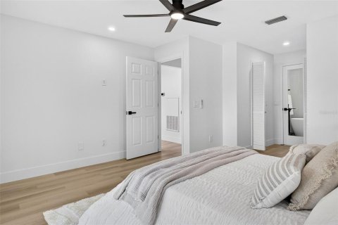 Villa ou maison à louer à Orlando, Floride: 4 chambres, 207.36 m2 № 2149841 - photo 19