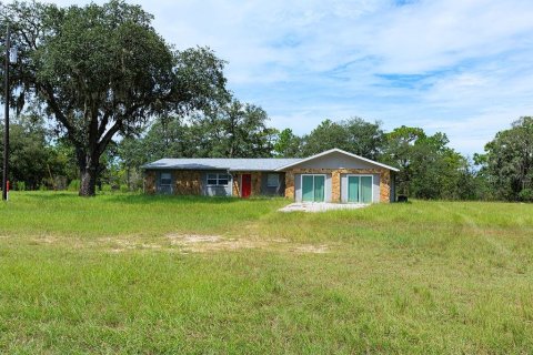 Commercial property in Weeki Wachee, Florida 217.39 sq.m. № 2349169 - photo 3