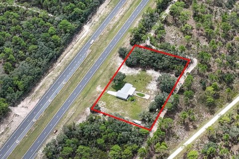 Commercial property in Weeki Wachee, Florida 217.39 sq.m. № 2349169 - photo 2