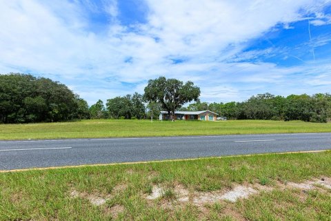 Commercial property in Weeki Wachee, Florida 217.39 sq.m. № 2349169 - photo 17