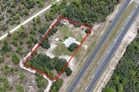 Commercial property in Weeki Wachee, Florida 217.39 sq.m. № 2349169 - photo 6