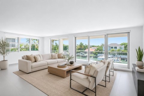 Condo à Bay Harbor Islands, Floride, 2 chambres  № 2340214