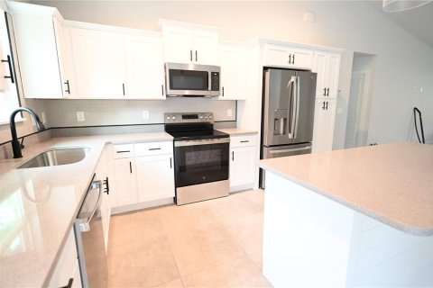 Casa en venta en Dunnellon, Florida, 3 dormitorios, 141.58 m2 № 1919088 - foto 10