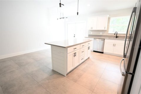 Casa en venta en Dunnellon, Florida, 3 dormitorios, 141.58 m2 № 1919088 - foto 9