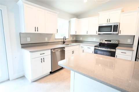 Casa en venta en Dunnellon, Florida, 3 dormitorios, 141.58 m2 № 1919088 - foto 11