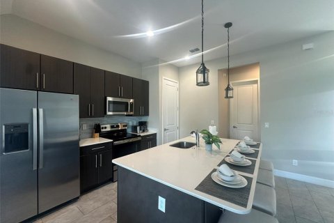 Villa ou maison à louer à Davenport, Floride: 4 chambres, 169.36 m2 № 1798081 - photo 8