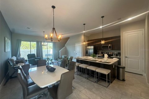 Villa ou maison à louer à Davenport, Floride: 4 chambres, 169.36 m2 № 1798081 - photo 4