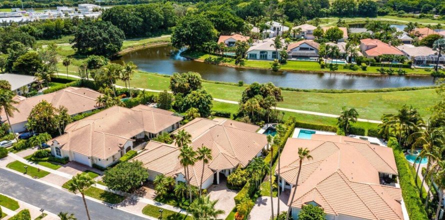 Casa en Wellington, Florida 3 dormitorios, 183.39 m2 № 1188602