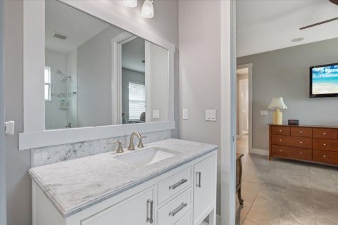 House in Vero Beach, Florida 3 bedrooms, 247.12 sq.m. № 2083147 - photo 23