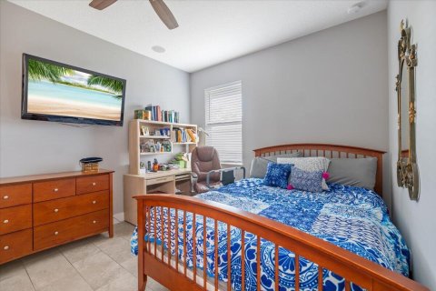 House in Vero Beach, Florida 3 bedrooms, 247.12 sq.m. № 2083147 - photo 21