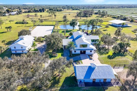 Casa en venta en Stuart, Florida, 3 dormitorios, 457.92 m2 № 2184257 - foto 2