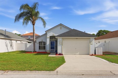 House in Davenport, Florida 3 bedrooms, 103.49 sq.m. № 2092158