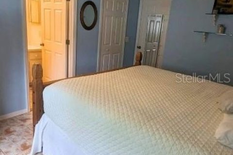 House in Port Charlotte, Florida 3 bedrooms, 110.74 sq.m. № 2413671 - photo 4