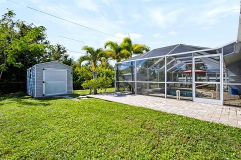 House in Port Charlotte, Florida 3 bedrooms, 110.74 sq.m. № 2413671 - photo 30