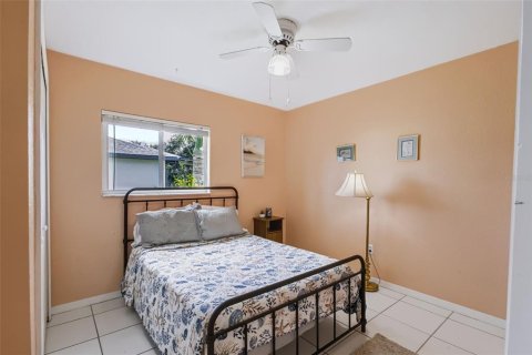 House in Port Charlotte, Florida 3 bedrooms, 110.74 sq.m. № 2413671 - photo 22