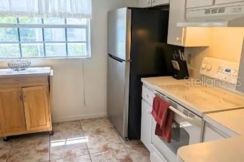 House in Port Charlotte, Florida 3 bedrooms, 110.74 sq.m. № 2413671 - photo 7