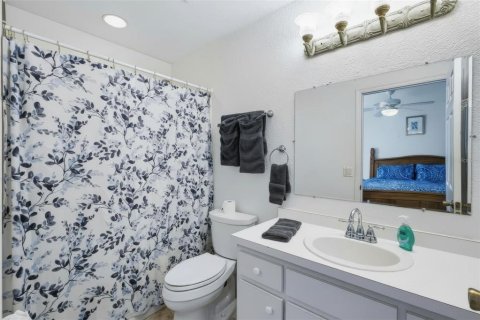 House in Port Charlotte, Florida 3 bedrooms, 110.74 sq.m. № 2413671 - photo 16