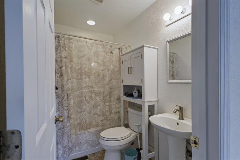 House in Port Charlotte, Florida 3 bedrooms, 110.74 sq.m. № 2413671 - photo 19