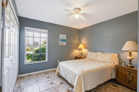 House in Port Charlotte, Florida 3 bedrooms, 110.74 sq.m. № 2413671 - photo 20