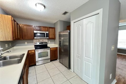 Casa en alquiler en Minneola, Florida, 3 dormitorios, 104.33 m2 № 1815857 - foto 10