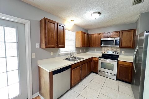 Casa en alquiler en Minneola, Florida, 3 dormitorios, 104.33 m2 № 1815857 - foto 9