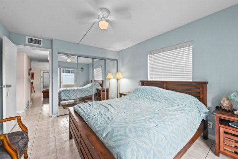 Condo in Delray Beach, Florida, 2 bedrooms № 2083038 - photo 14