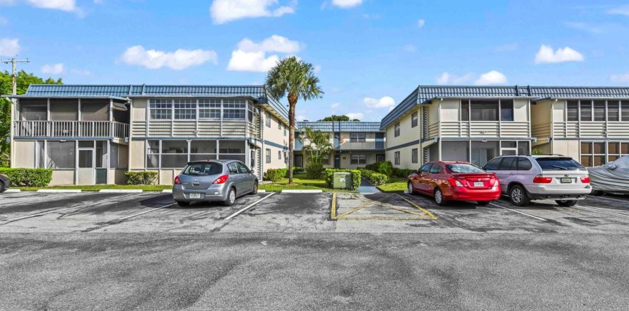 Condo in Delray Beach, Florida, 2 bedrooms № 2083038
