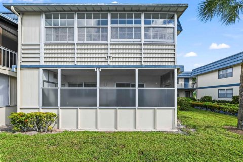 Condo in Delray Beach, Florida, 2 bedrooms № 2083038 - photo 24
