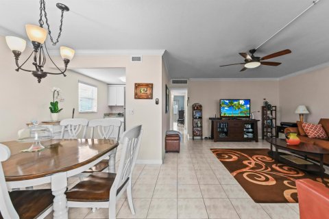 Condo in Delray Beach, Florida, 2 bedrooms № 2083038 - photo 4