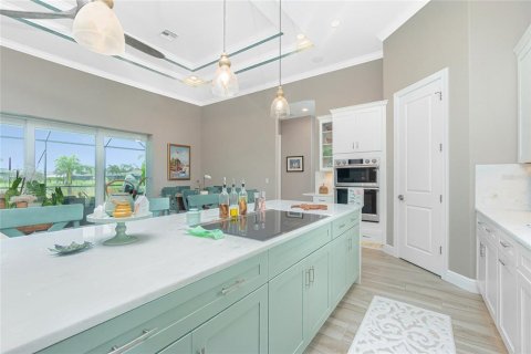 House in Port Charlotte, Florida 3 bedrooms, 163.6 sq.m. № 1688264 - photo 10